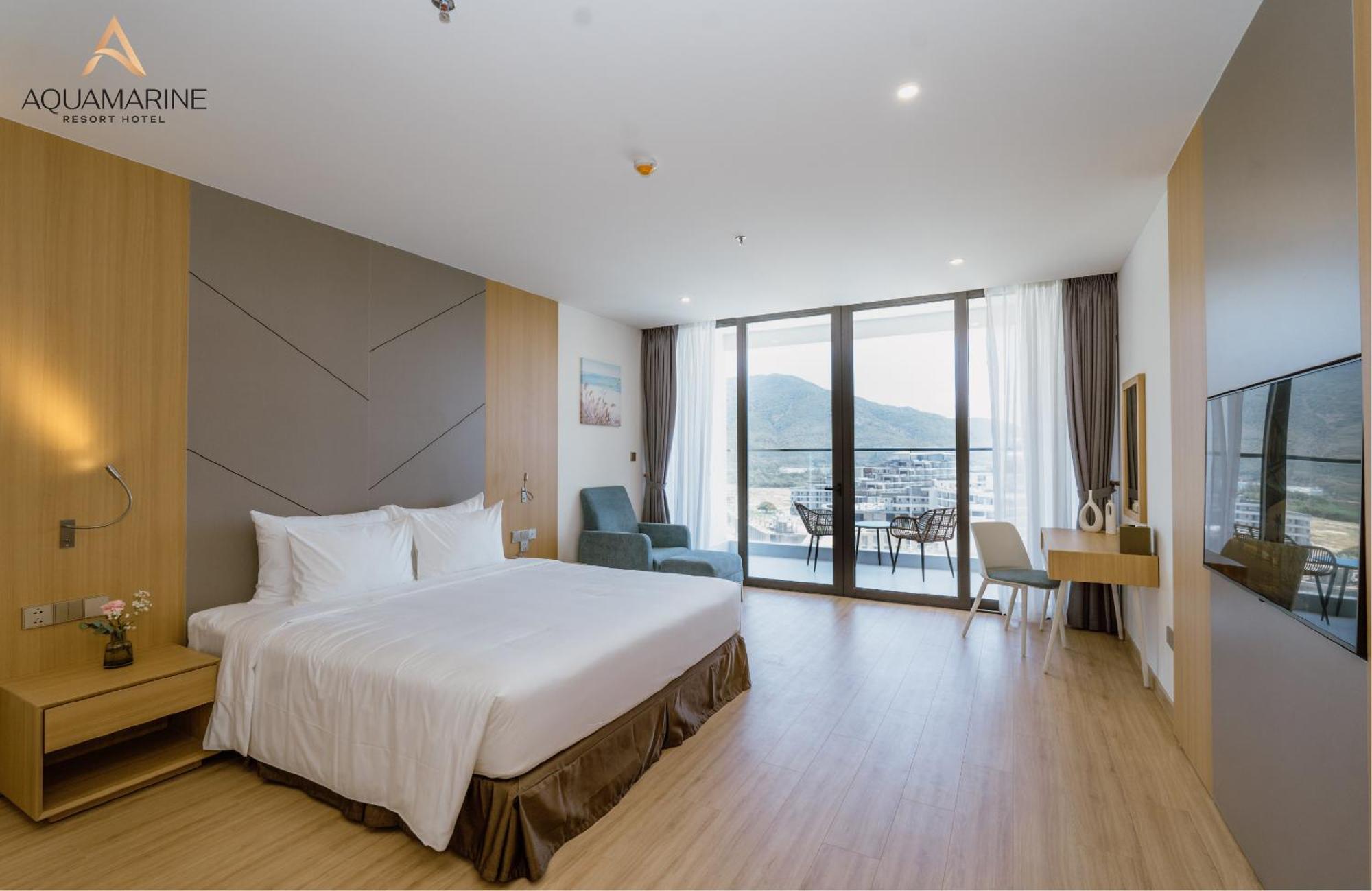 Aquamarine Beachfront Resort & Spa Cam Ranh Buitenkant foto