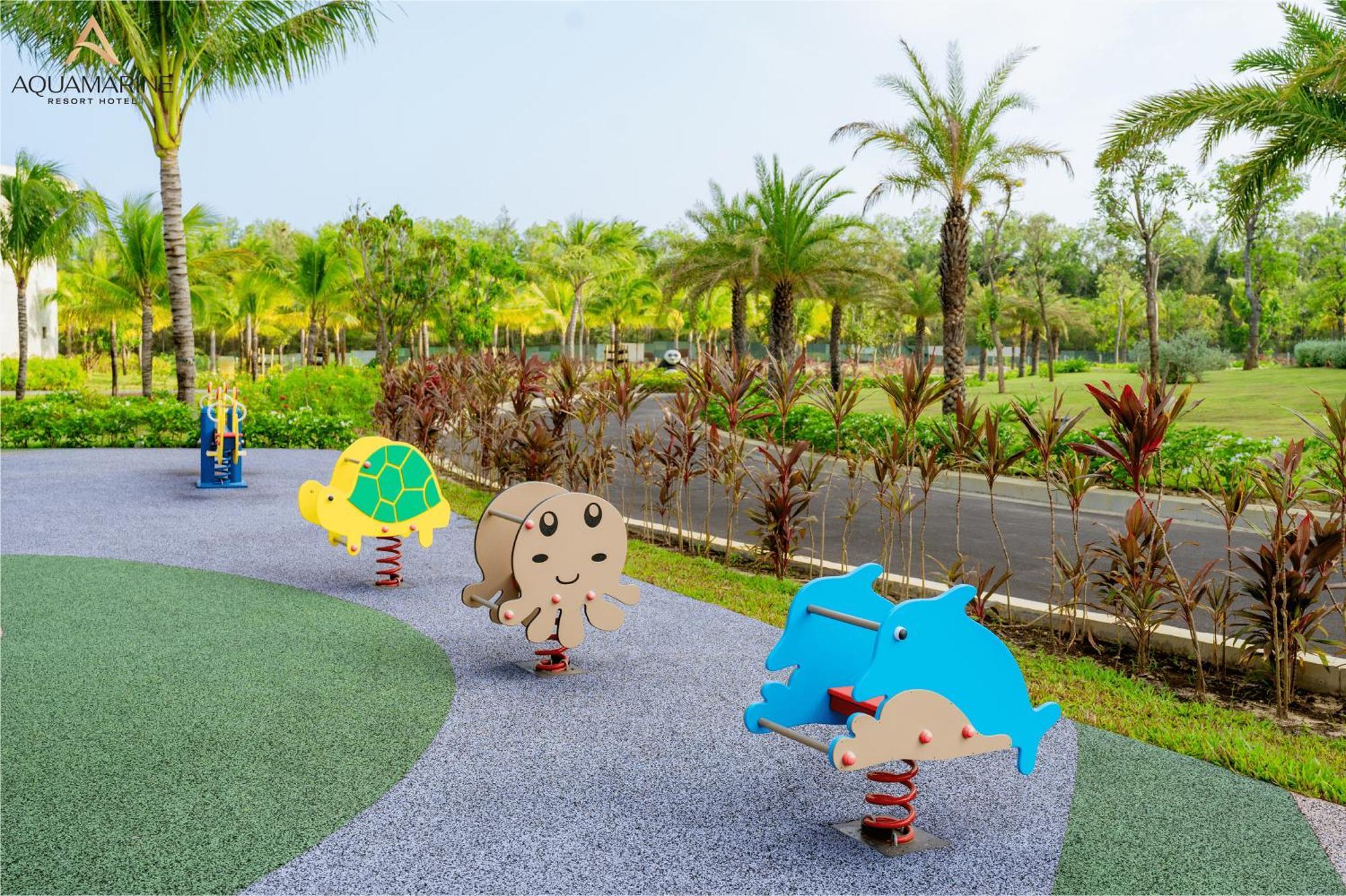 Aquamarine Beachfront Resort & Spa Cam Ranh Buitenkant foto
