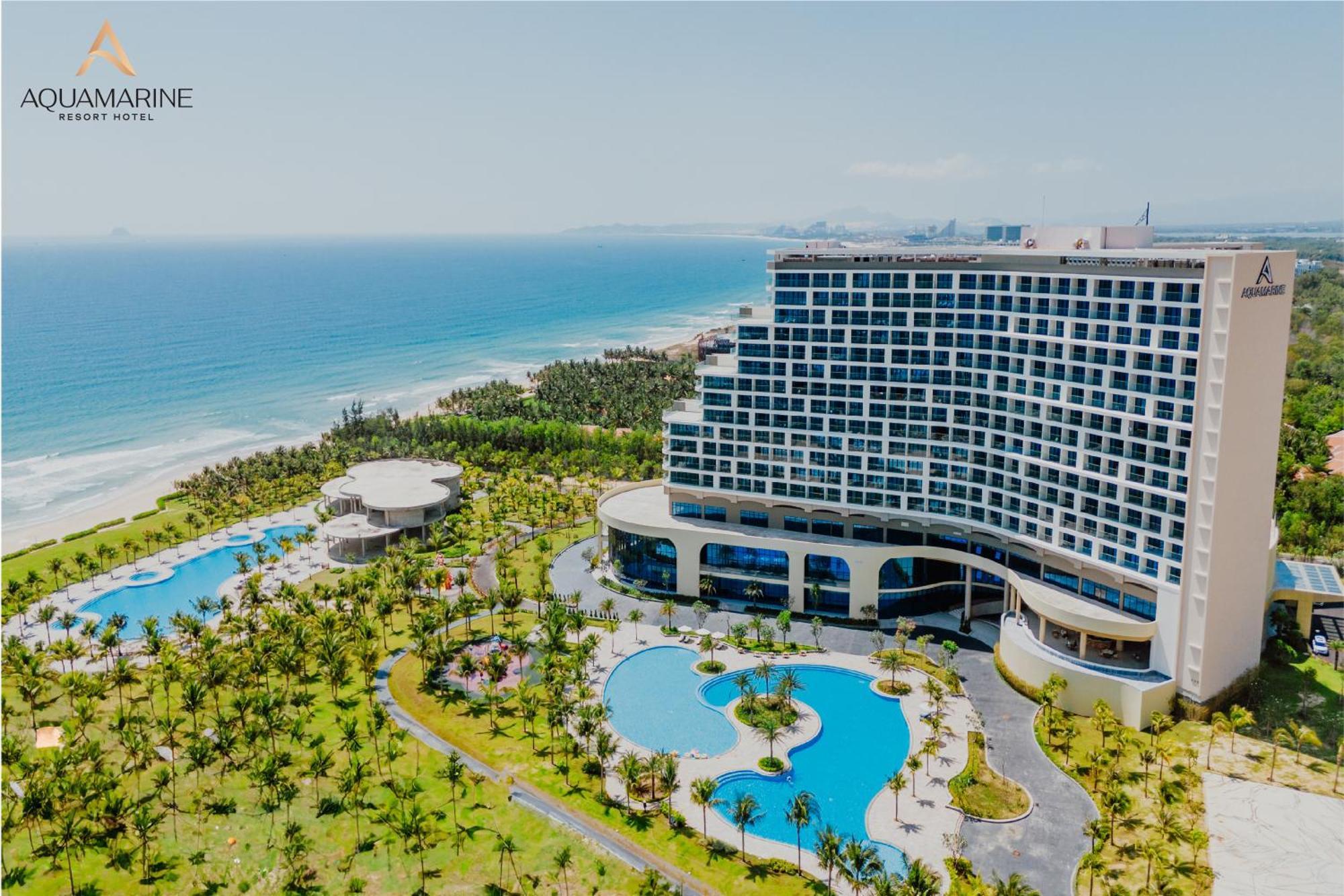 Aquamarine Beachfront Resort & Spa Cam Ranh Buitenkant foto