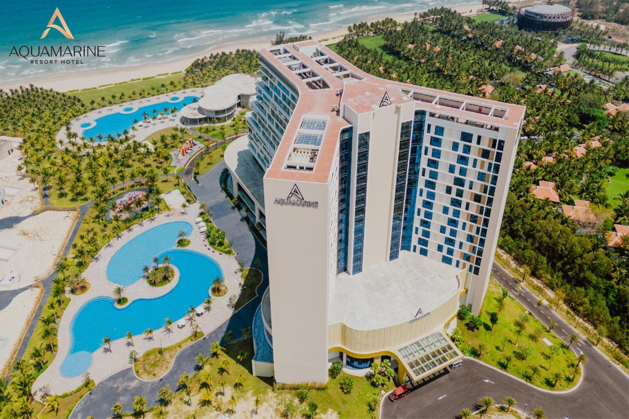 Aquamarine Beachfront Resort & Spa Cam Ranh Buitenkant foto