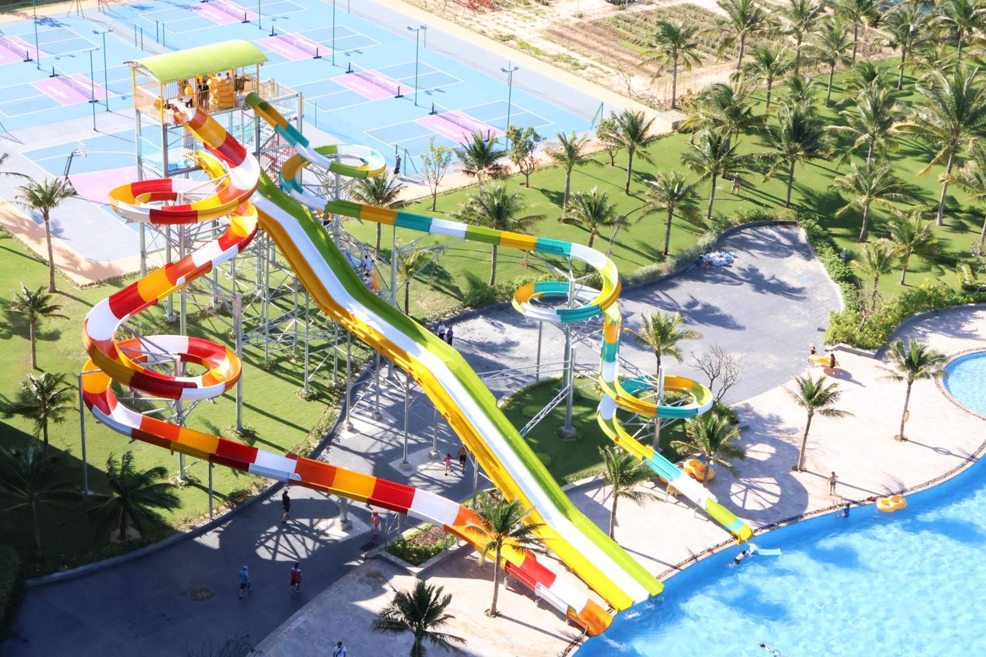 Aquamarine Beachfront Resort & Spa Cam Ranh Buitenkant foto
